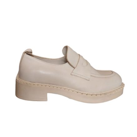 Krémszínű bőr loafer - Sacha Essentials
