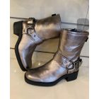 Bronz motoros csizma