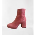 Halvány pink velúrbőr platform bokacsizma - Manfield